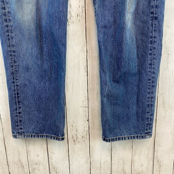 Levi's 550 Medium Wash Distressed Relaxed Fit Straight Leg Jeans Size 38x34 - Picture 5 of 13